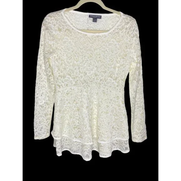 A Pea in the Pod White Tiered Lace Long Sleeve Top Medium Maternity Blouse - Picture 10 of 10